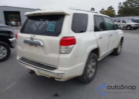 2010 Toyota 4Runner Sr5 V6 z USA, uszkodzony, nr VIN JTEZU5JR8A5004982